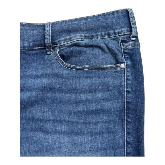 Torrid Super Soft Jegging Skinny High-Rise Jean in Blue Grotto -- Size 26W Reg - Picture 8 of 16